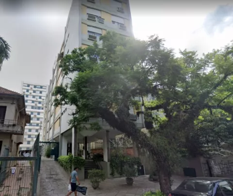 Box com 10m² para alugar no bairro Independencia, Porto Alegre
