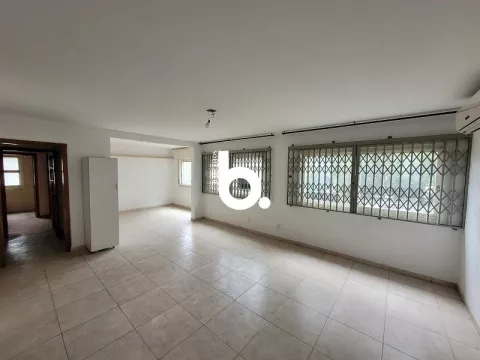 Apartamento amplo com 122 m²,2D sendo 1 suíte, 2 vagas e excelente padrão no Mont'Serrat