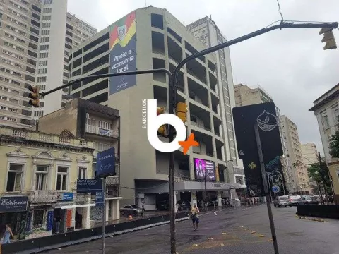 Box com 12m² à venda no bairro Centro, Porto Alegre