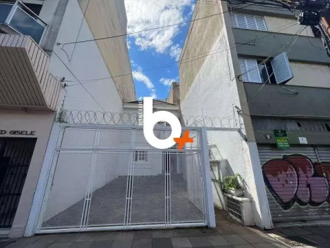 Sala com 3 quartos, 3 banheiros e 243m² à venda no bairro Centro, Porto Alegre