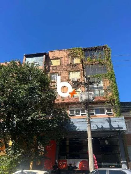 Apto com 1 quarto, 1 banheiro e 44m² à venda no bairro Moinhos de Vento, Porto Alegre